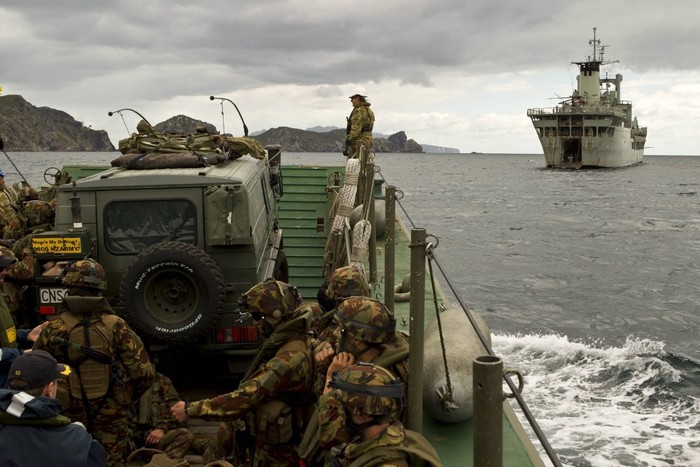 Hải quân Hoàng gia Australia, New Zealand tập trận đổ bộ Pae Tata
